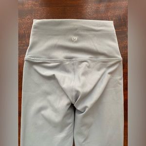 lululemon light gray leggings